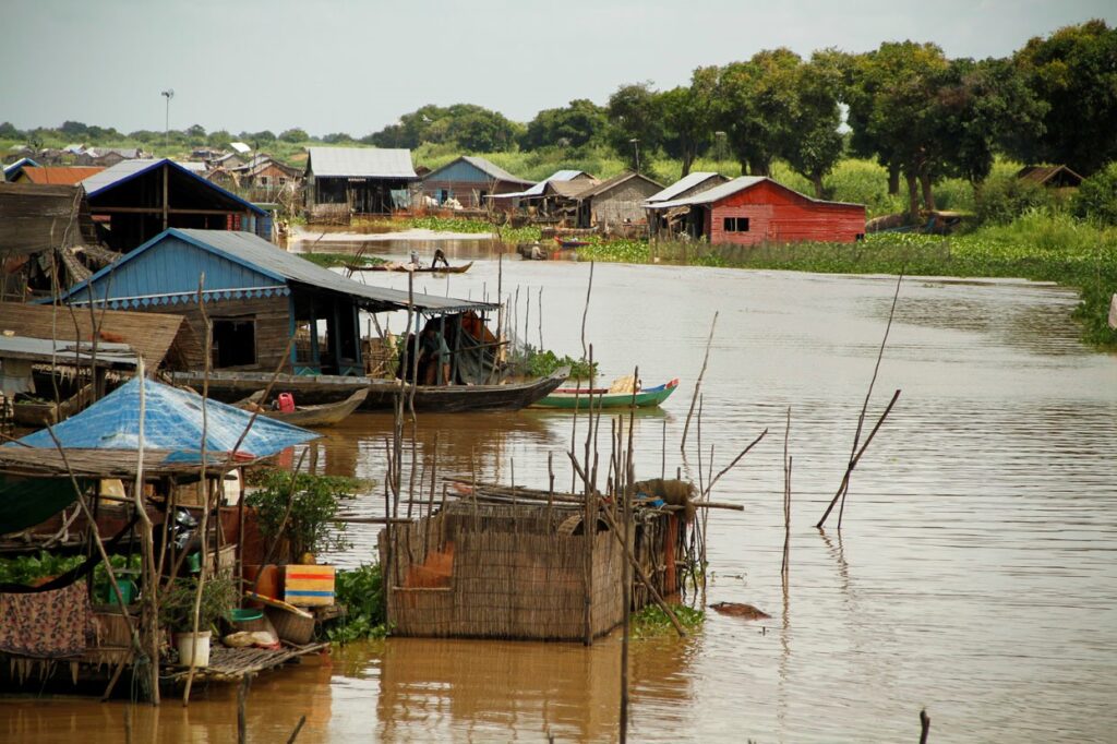 Kampong Phluk1
